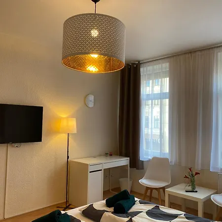 Modern & Cozy Leipzig-gohlis בית אירוח *