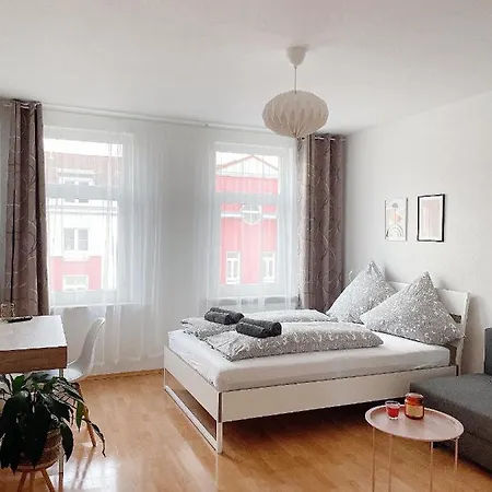 Modern & Cozy Leipzig-gohlis Rum i privatbostad *