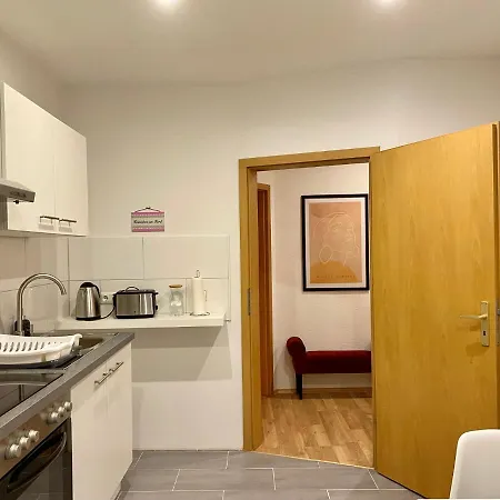 Modern & Cozy Leipzig-gohlis Проживание в семье *