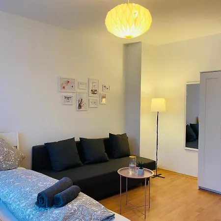 Modern & Cozy Leipzig-gohlis *