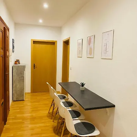 Modern & Cozy Leipzig-gohlis Leipzig