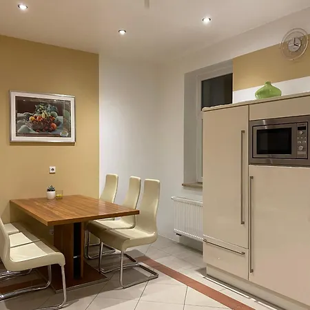 Modern & Cozy Leipzig-gohlis *