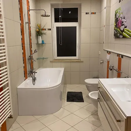 Modern & Cozy Leipzig-gohlis *