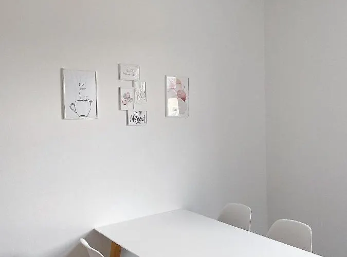 Проживание в семье Modern & Cozy Leipzig-gohlis Лейпциг